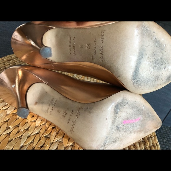 Kate Spade Licorice Rose Gold High Heel Pumps 8.5 - Picture 6 of 6